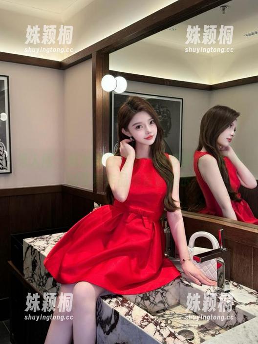秀人网 - 释放夏日活力：刘婷婷令人惊艳的写真作品集资源展示