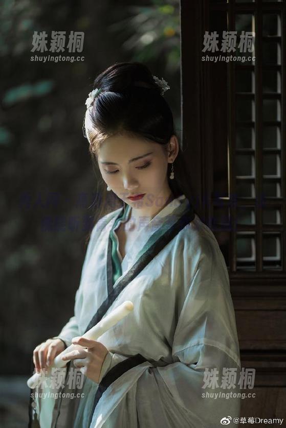 秀人网 - 高清周于希SandyJK写真，仿佛能听到青春的声音等你来收藏！