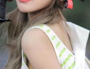 秀人网 – 在线发现奈奈Fox的和服艺术，细腻图片揭示她对美的执着追求