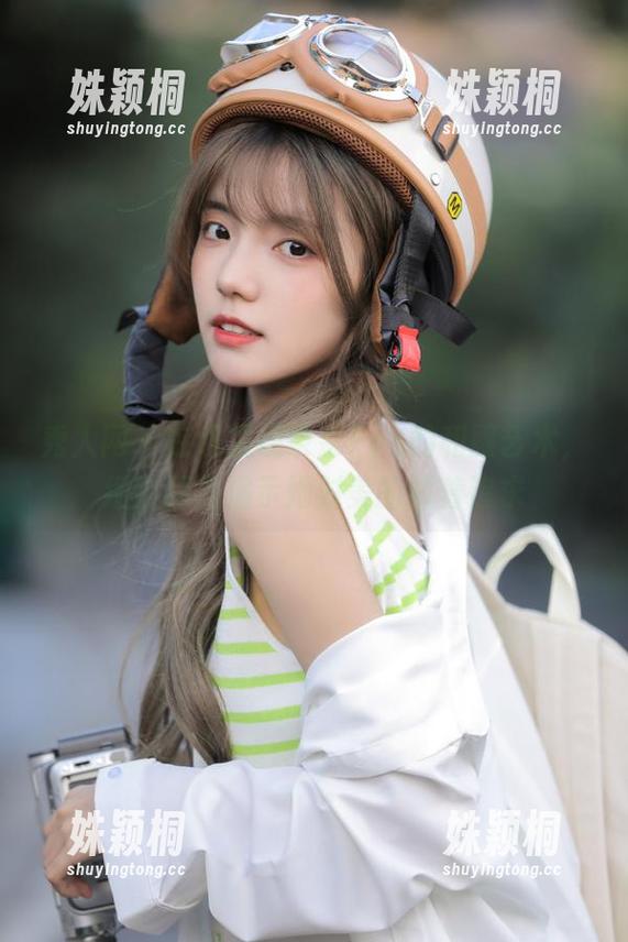 秀人网 - 在线发现奈奈Fox的和服艺术，细腻图片揭示她对美的执着追求