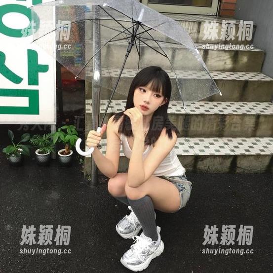 秀人网 - 汇聚小嘉敏私房美腿的精彩合集，享受视觉的盛宴