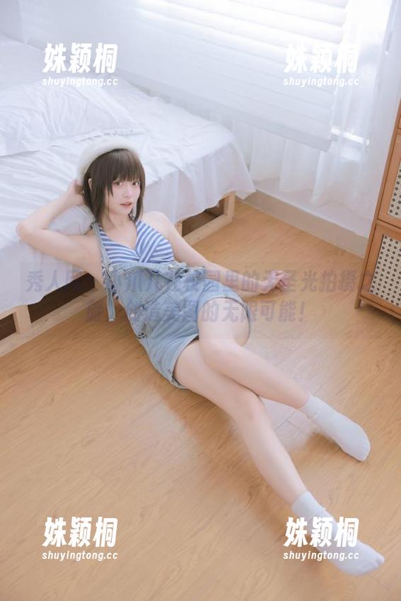 秀人网 - 小爪几在校园里的无圣光拍摄之旅，创造美图的无限可能！