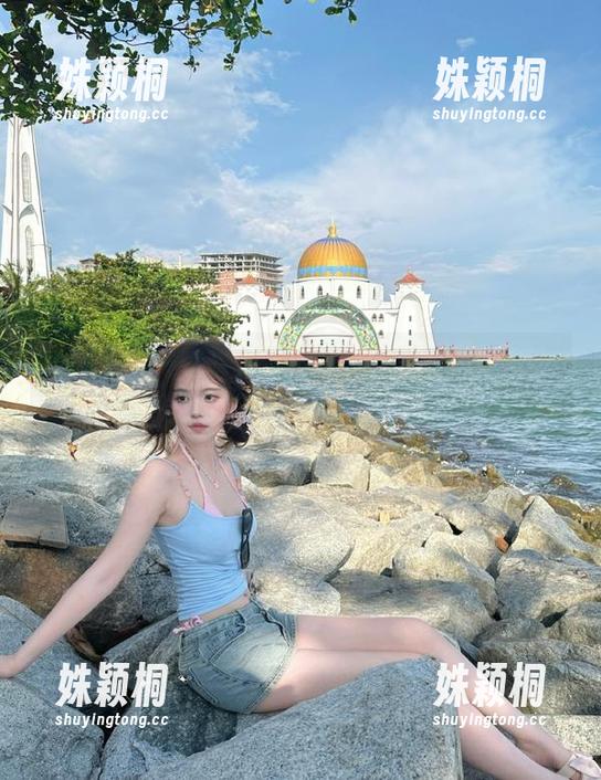 秀人网 - 兔女郎张优ayoyo写真，谁说兔子只能呆萌？跟着她一起摇摆起舞吧！