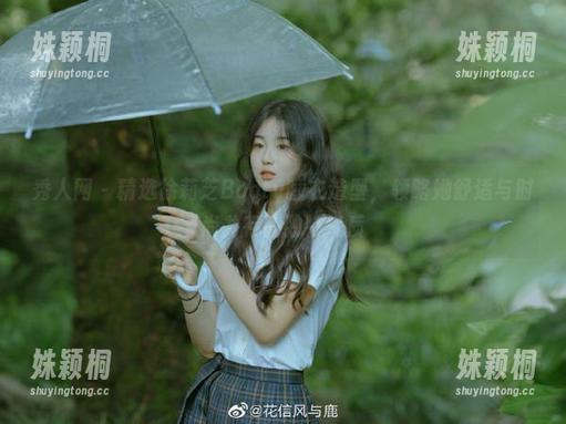 秀人网-徐莉芝Booty 秀人网 - 精选徐莉芝Booty睡衣造型,领略她舒适与时尚并存的独特气质