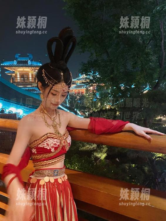 秀人网 - 杨紫嫣Cynthia浴缸私照曝光，精选套图带你走进她的梦幻世界