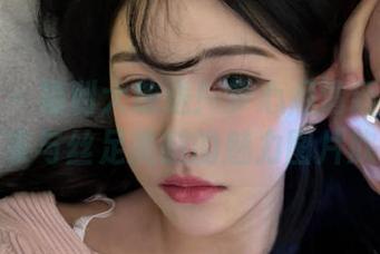 秀人网 – 福利大放送！梦心月清新风格镂空内衣与丝足美腿的魅力图片欣赏！