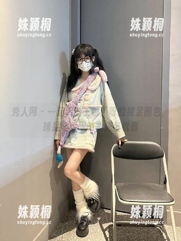 秀人网 - 一起观看王俪丁呀的裸足图包，捕捉她瞬间的柔美与优雅