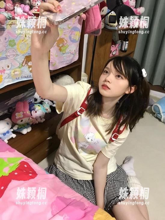 秀人网 - 良人非爱人时尚美腿合集，美图诠释她与众不同的靓丽气质
