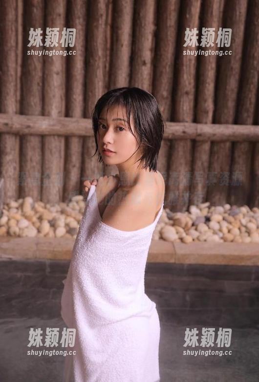 紧急企划-小恩 紧急企划 - 一览小恩比基尼高清写真资源,感受她的热辣与优雅并存