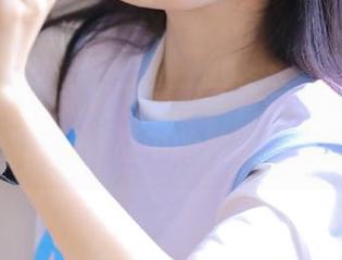 绮梦摄影 – 免费下载章章修女的写真照片，领略她作品中的神秘与优雅！