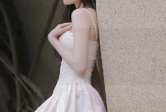 美媛馆 – 全新作品上线！Love陆瓷与瑜伽的美妙结合，静享每一个瞬间