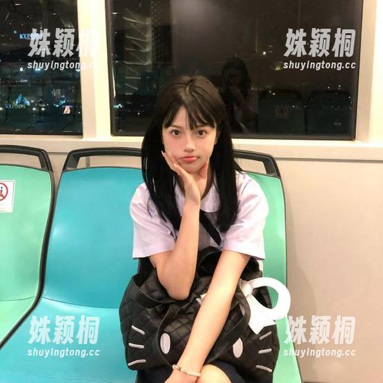 美媛馆-Love陆瓷 美媛馆 - 梦幻般的Love陆瓷吊带高清壁纸,带来不一样的视觉享受,快来下载吧!