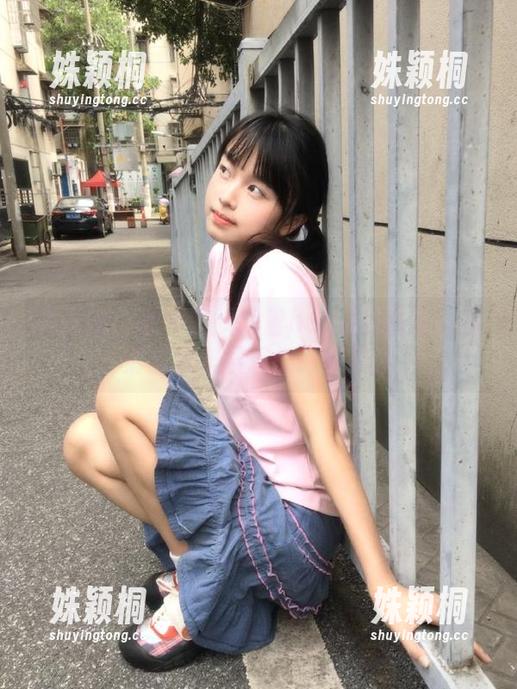 美媛馆-媛媛酱belle 美媛馆 - 迷醉在媛媛酱belle的教室:高清写真集展现的青春风采
