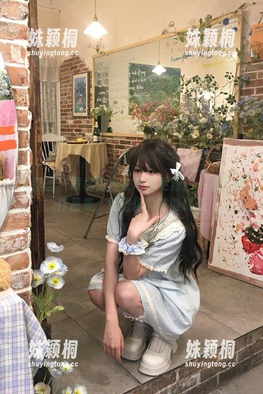 艺图语-覃柳芳 艺图语 - 覃柳芳内衣写真更新:一组精致作品集,重塑你的时尚幻想
