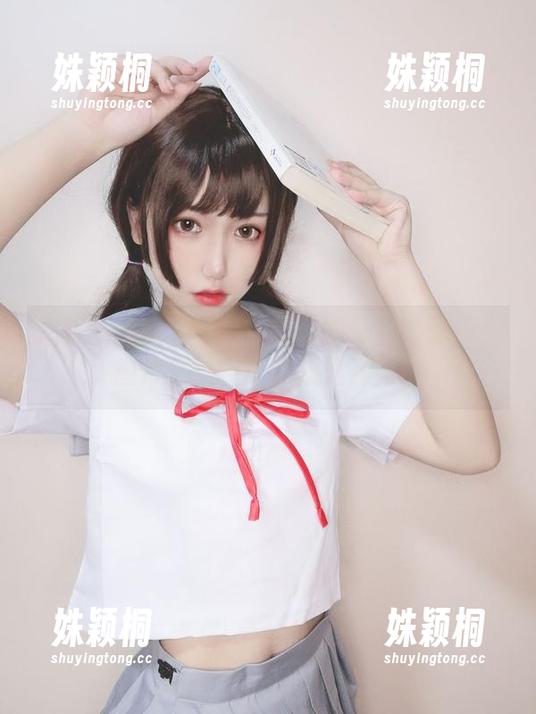 芋圆侑子 想要小清新感觉吗?芋圆侑子蓝格子最新图片更新,让你心里开花!