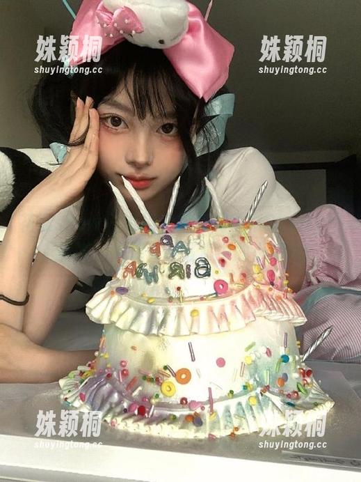 花漾show-周于希Sandy 花漾show - 在网盘里和周于希Sandy一起搞笑,发现女神写真中的小秘密!
