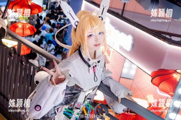 花铃Hana 探索花铃Hana女神的写真作品集,免费下载回味无穷的视觉盛宴!