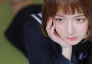 运动中的蓝小沂KiKi：一场照片与力量交织的写真合集盛宴