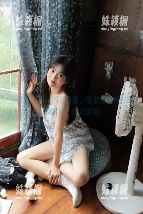 蜜桃社 - 真希肉丝合集，带你进入奇妙的写真世界，快来围观！