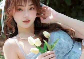 袜啵啵 – 感受小沫的蕾丝魅力：高清美图为你展现无与伦比的风情