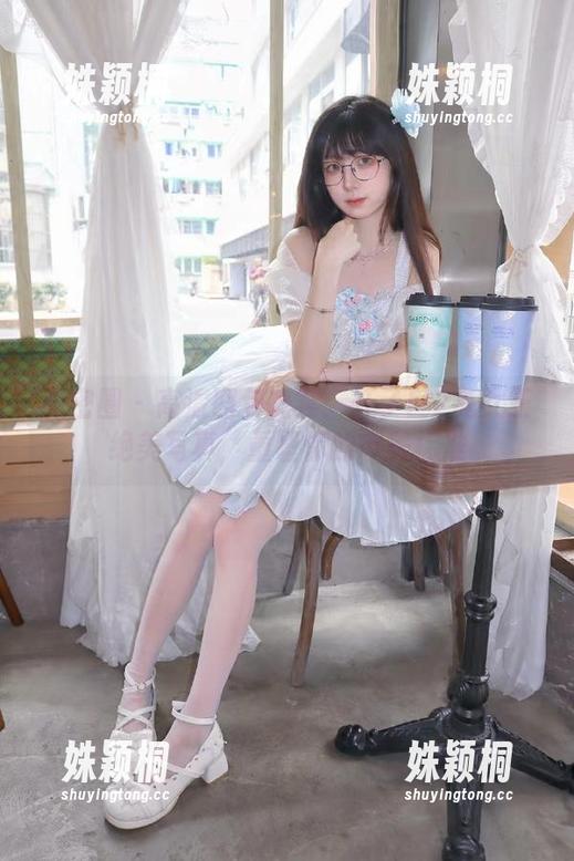 微密圈 - 高清图包盛宴：轩子巨2兔女王绝美写真，重塑你的审美标准