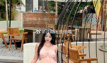 过期米线线喵的最新作品：制服写真让人心动不已