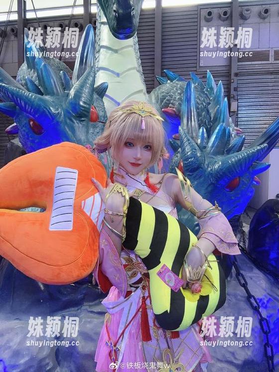 铁板烧鬼舞w 感受铁板烧鬼舞w的空姐风采:精致图片集合,欢迎下载收藏!