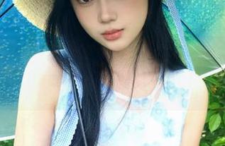 微密圈 – 铁锤姐姐的视觉盛宴：剧情与图包原图一网打尽