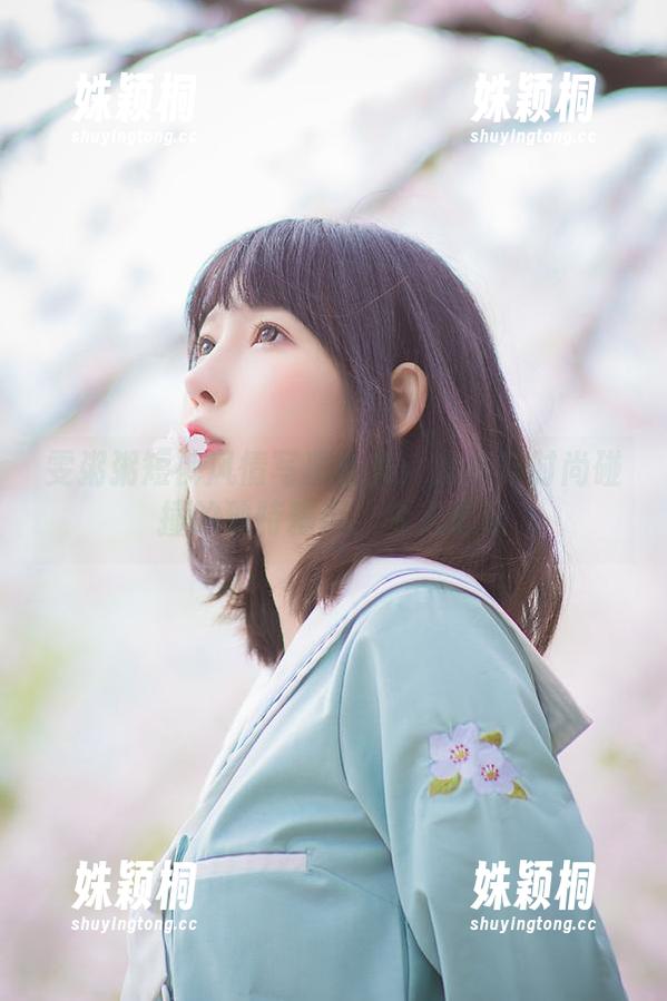 雯粥粥 雯粥粥短裤风情写真合集:清爽与时尚碰撞的独特精选,令人心动