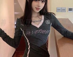 青丘女神 – 在小豆空姐的写真精选中，探索那些被忽视的美丽瞬间和故事