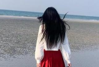 青豆客 – 白色梦幻下的战姝羽写真套图，带你领略纯净之美！