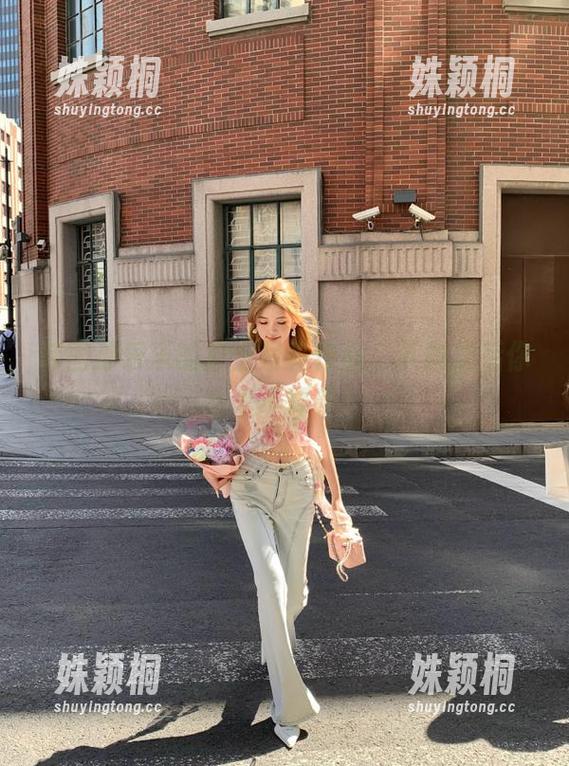 韩国孙乐乐 韩国孙乐乐的护士写真作品,下载之后你会爱不释手!