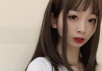 在韶陌陌的甜心世界里，珍藏高清原图壁纸让梦想启航