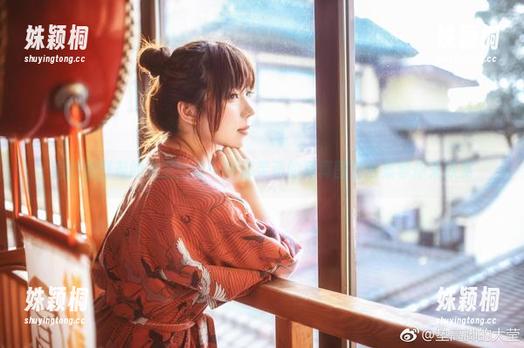 走进鹿野希的教室：每一帧都灵动的写真图包合集等你来欣赏